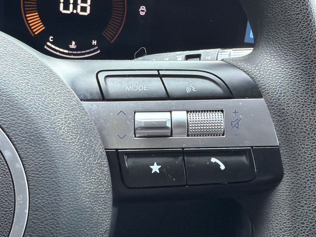 2025 Hyundai Tucson SE - Photo 25