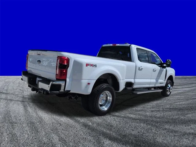 New 2026 Oxford White Ford F-350® Lariat® image 4