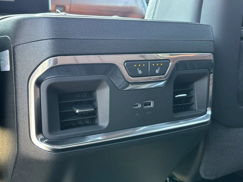 New 2026 Glacier White Tricoat GMC Denali Ultimate image 27