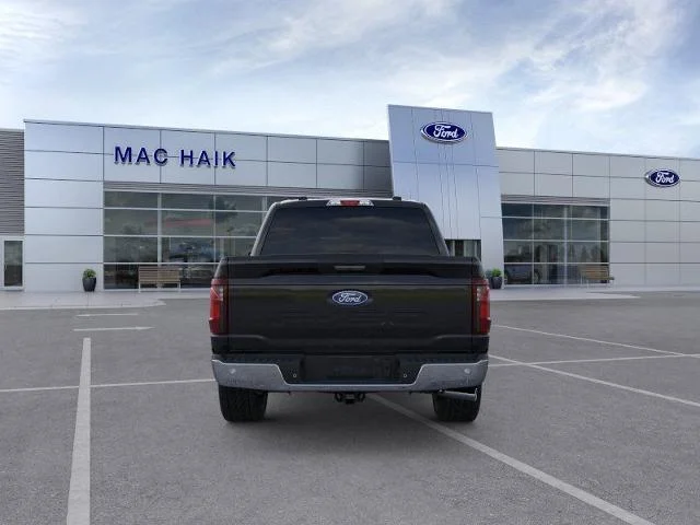 New 2026 Agate Black Metallic Ford XLT image 25