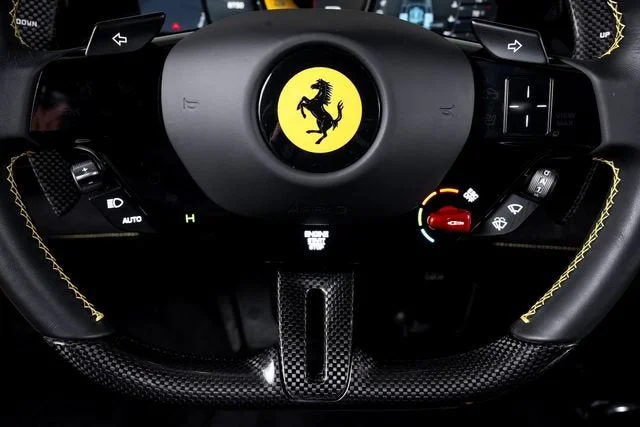 Used 2024 Giallo Triplo Strato Ferrari  image 34