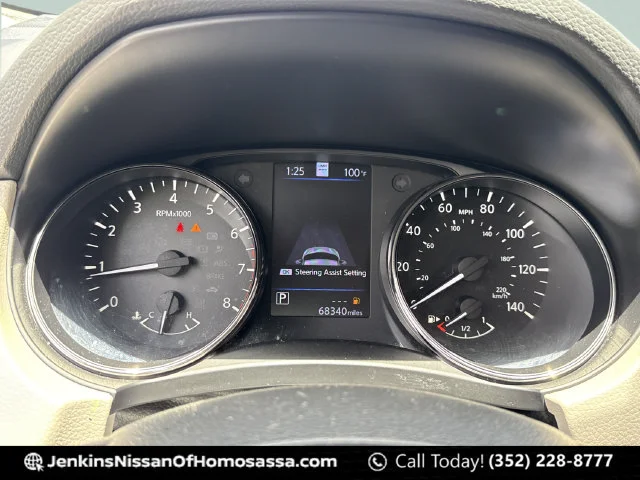 Used 2021 Silver Nissan SL image 48