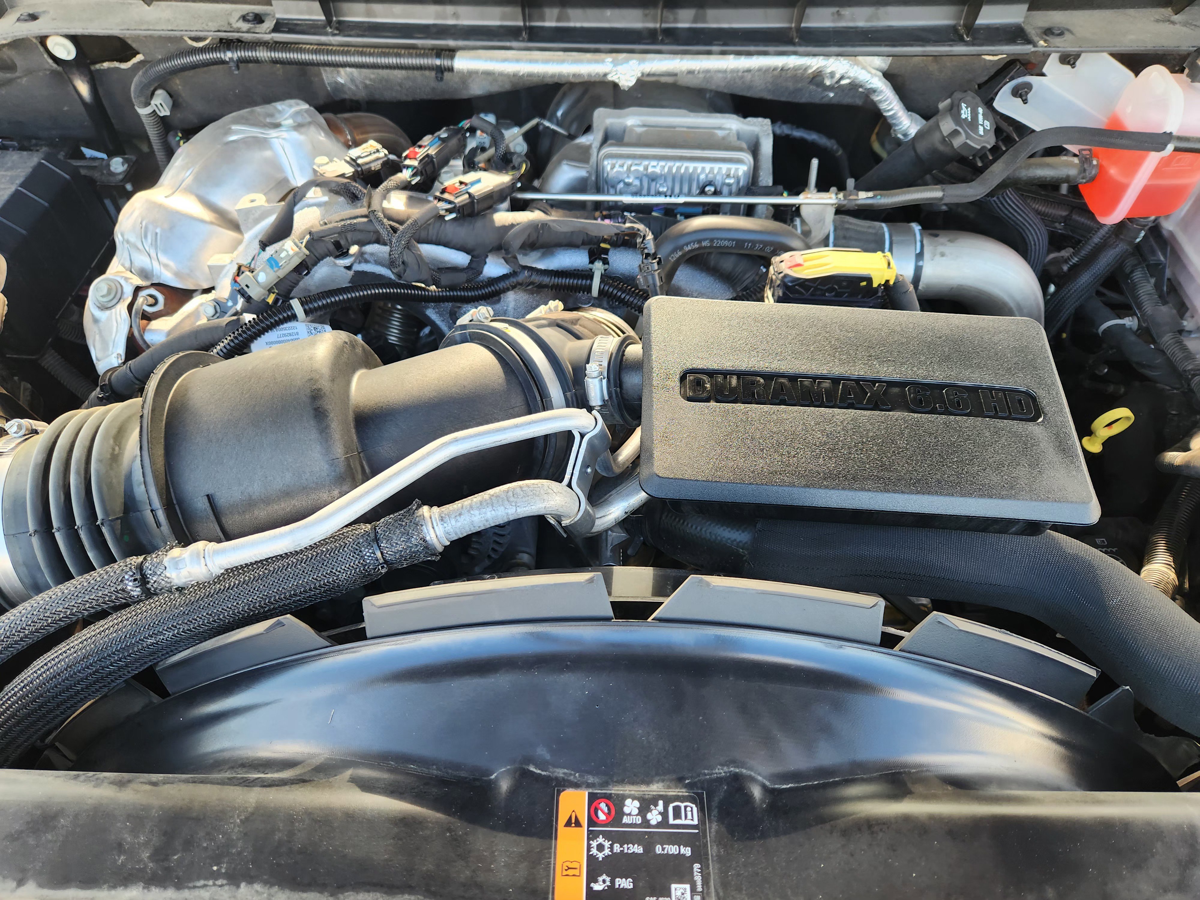 Used 2023 Onyx Black GMC AT4 image 33