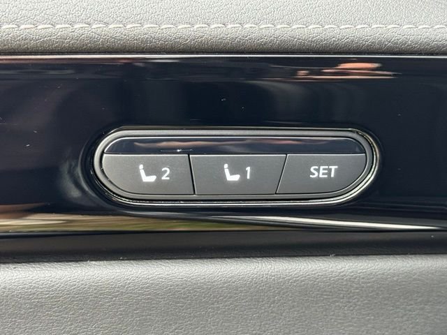 Certified Used 2024 Gray INFINITI PURE image 19