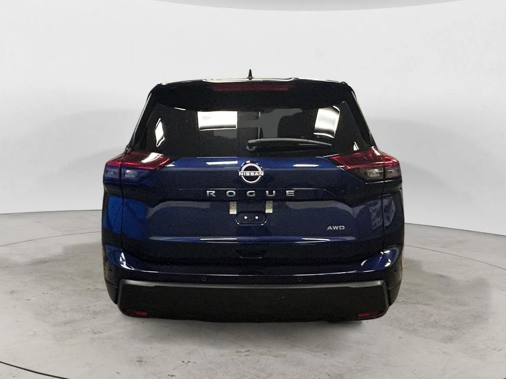Used 2025 Deep Ocean Blue Pearl Nissan SV image 5
