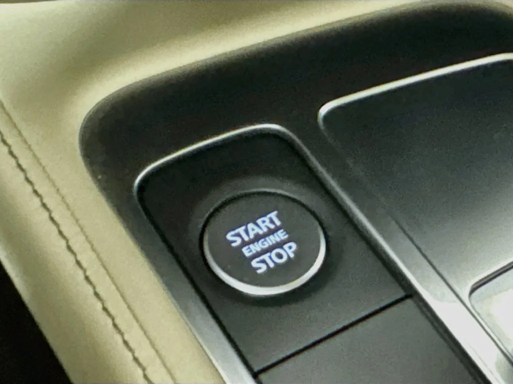 Certified Used 2024 Silver INFINITI Sensory image 22