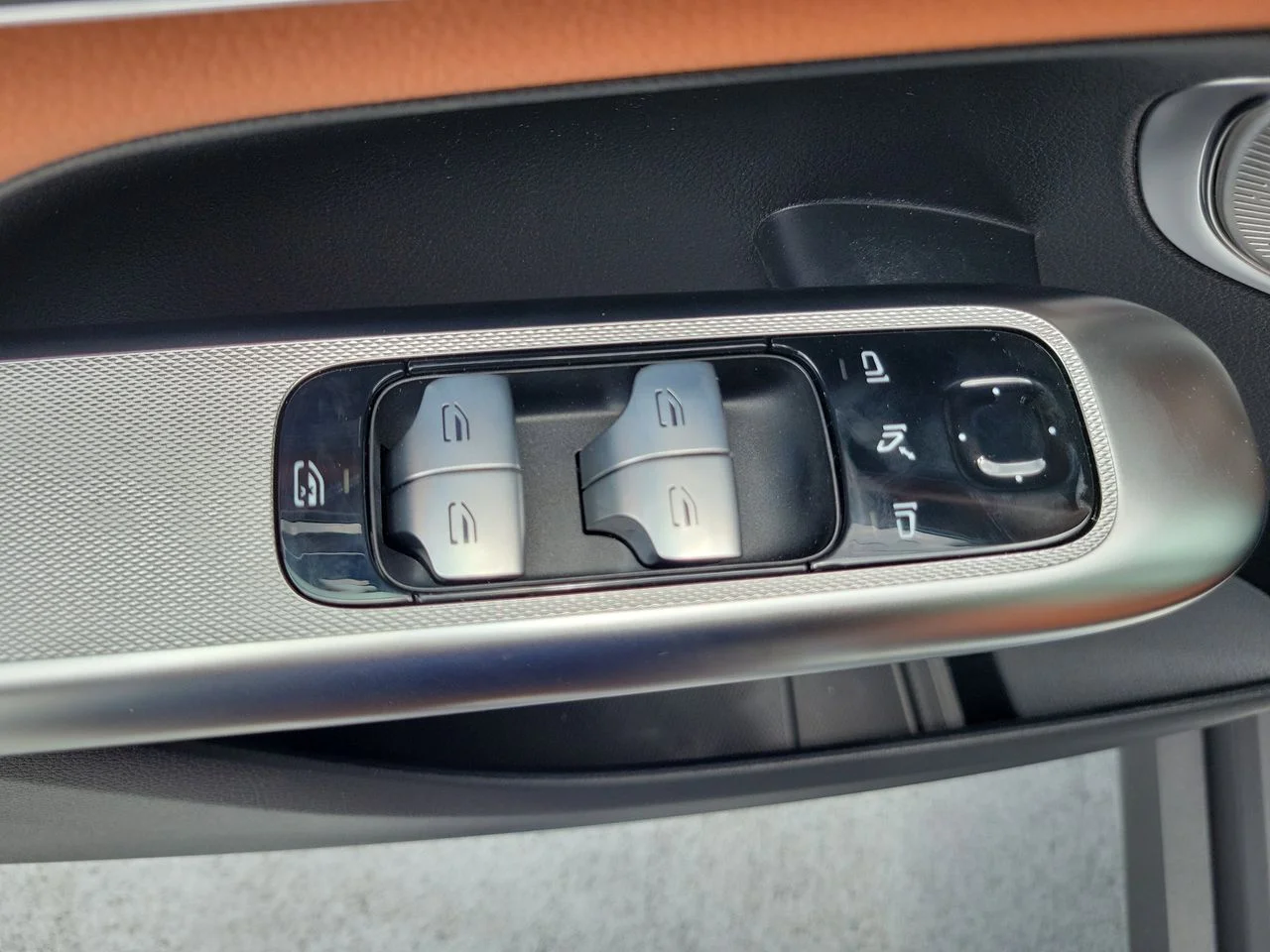 New 2026 MANUFAKTUR Alpine Grey Mercedes-Benz GLC 300 image 19