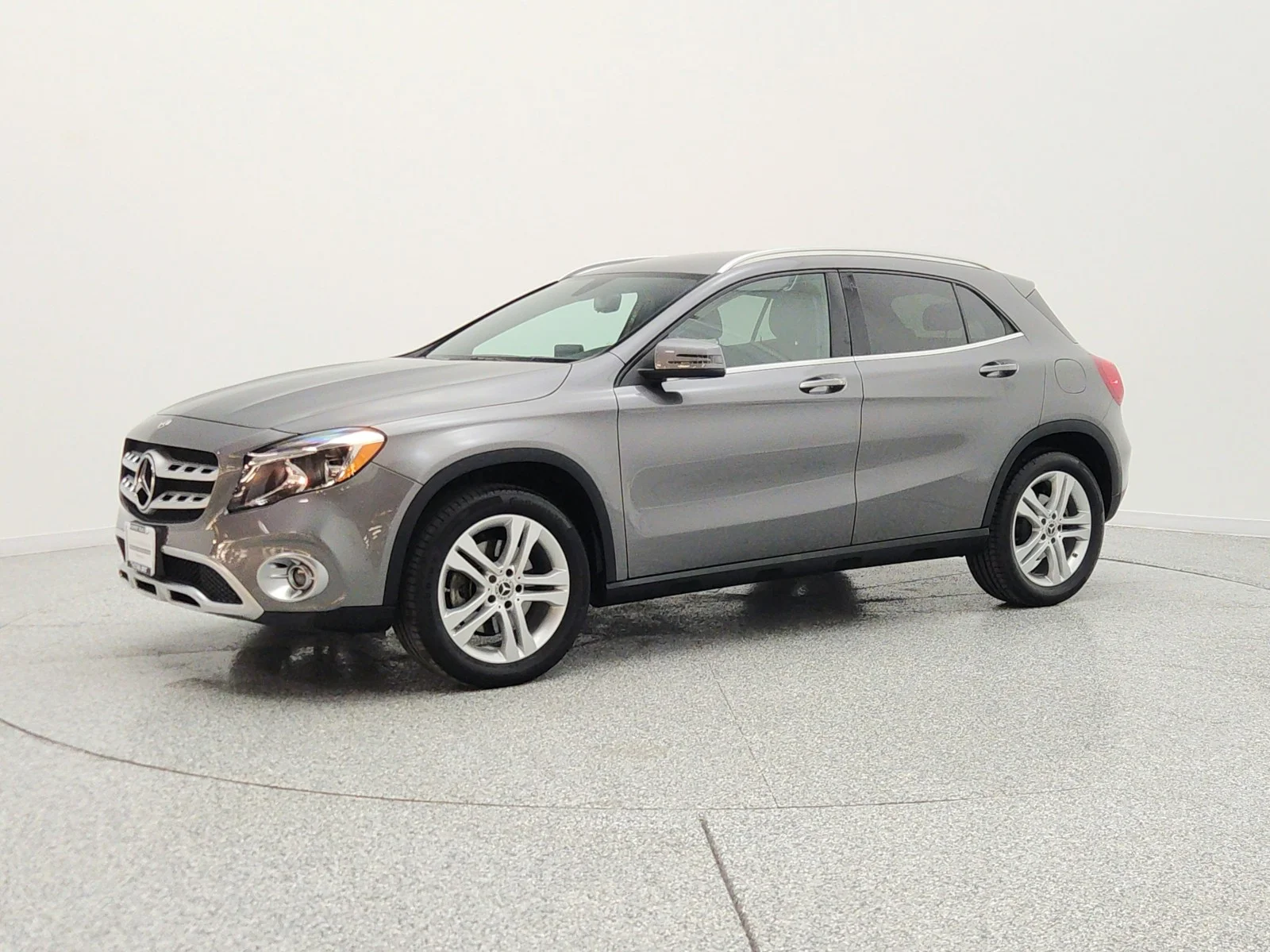 Used 2019 Mountain Grey Metallic Mercedes-Benz GLA 250 4MATIC® SUV image 1