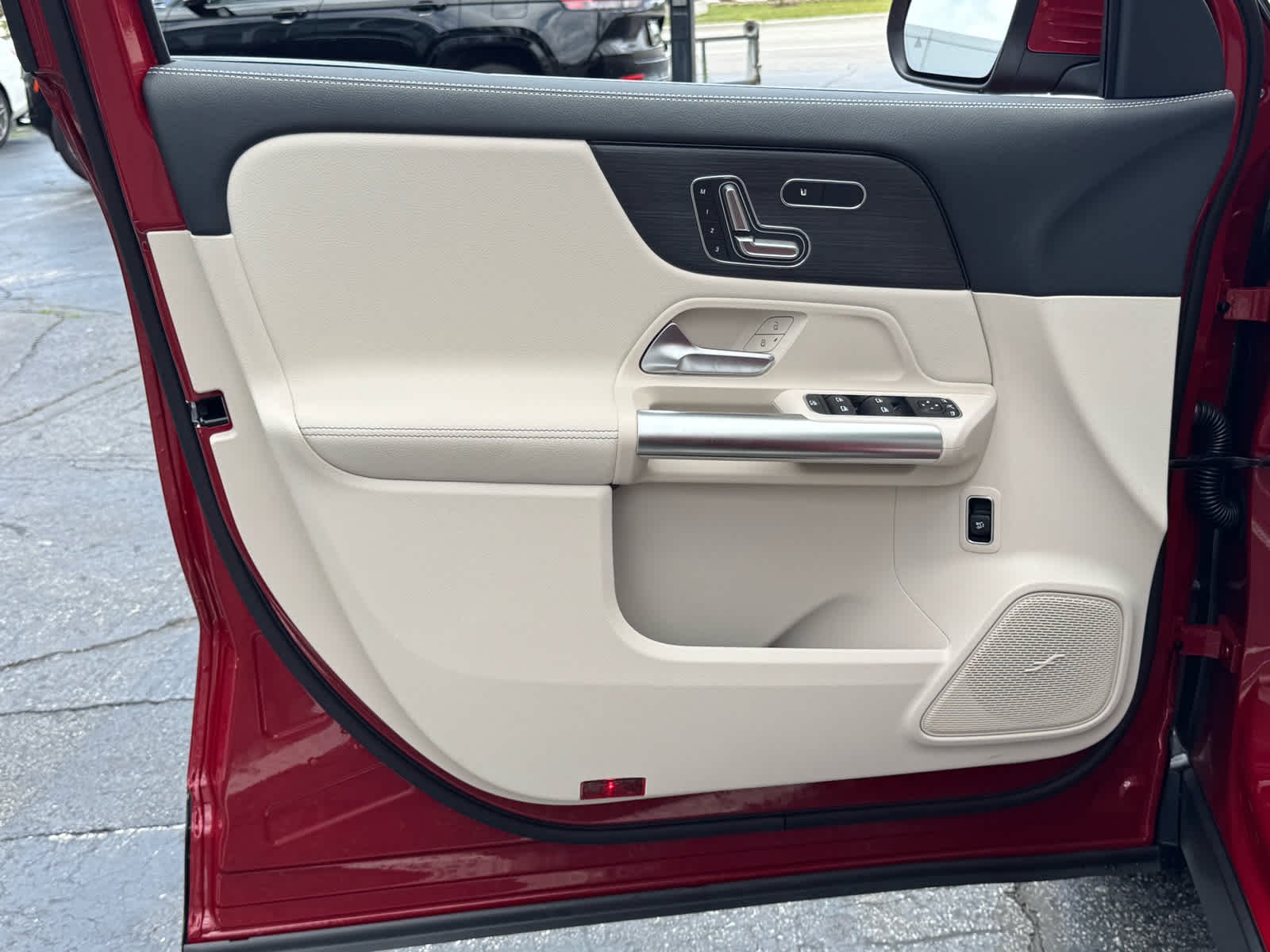 New 2026 MANUFAKTUR Patagonia Red Metallic Mercedes-Benz GLA 250 image 18