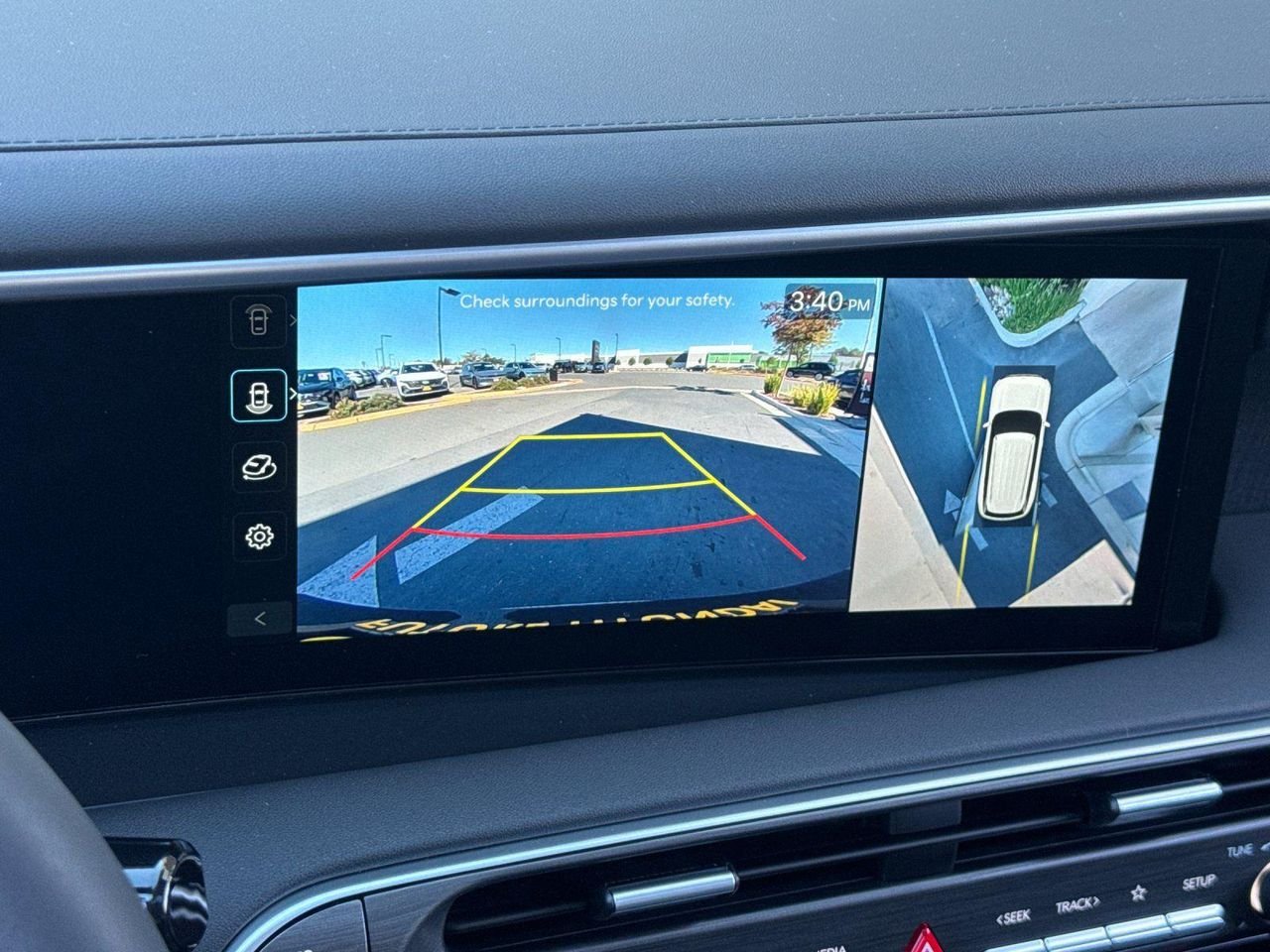 New 2026 White Hyundai SEL Premium 7P image 18