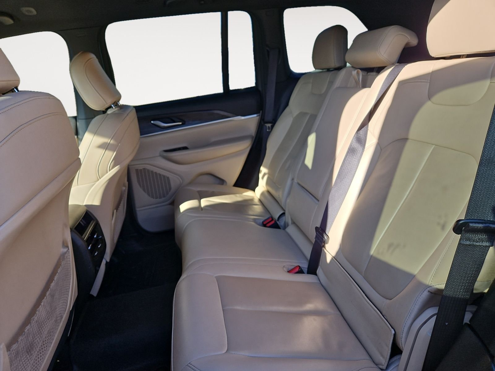 2023 Jeep Grand Cherokee Limited - Photo 13
