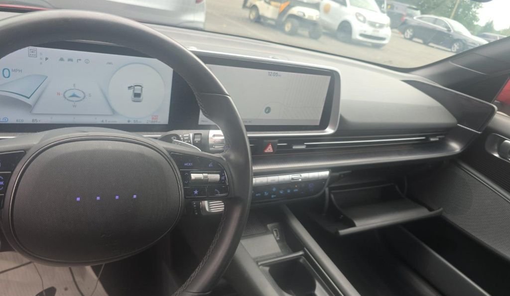 Used 2023 Red Hyundai SEL image 8