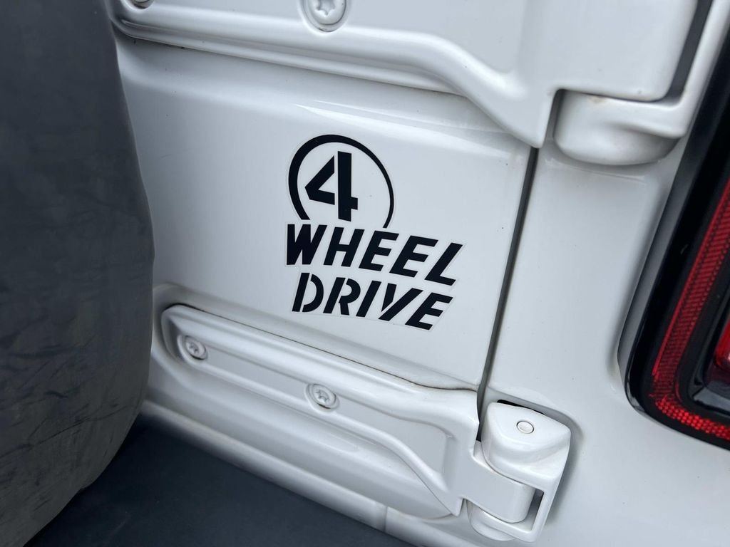 Used 2021 White Jeep Unlimited Willys image 16