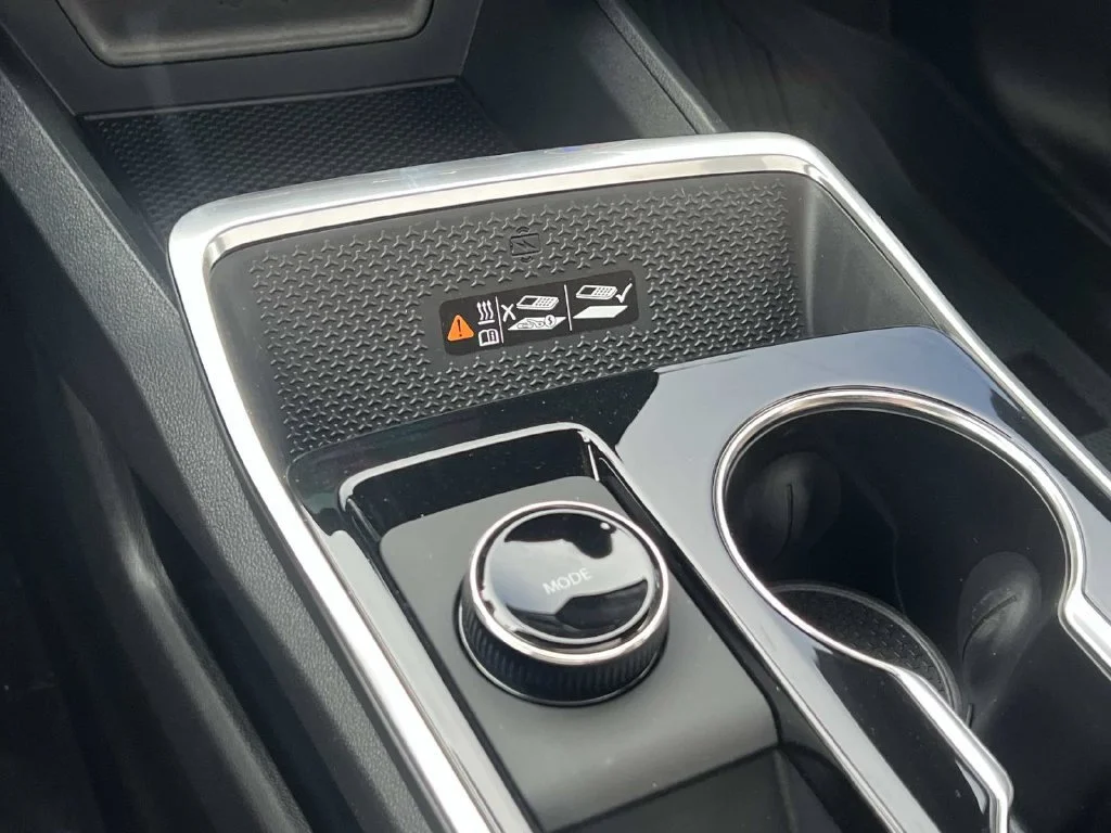 2027 Chevrolet Equinox ACTIV - Photo 20