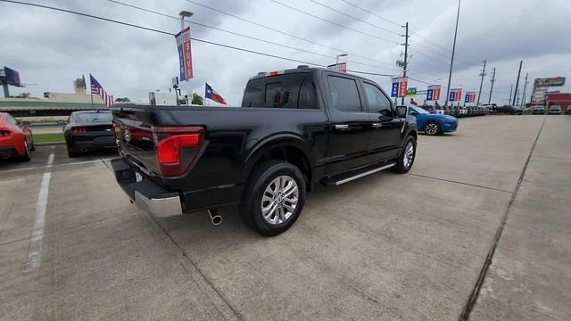 New 2026 Agate Black Metallic Ford XLT image 12