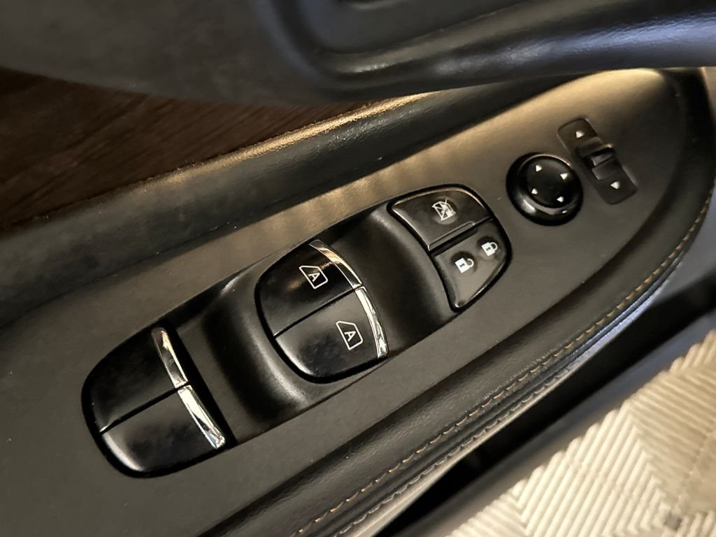 Certified Used 2021 Gray Nissan Platinum image 17