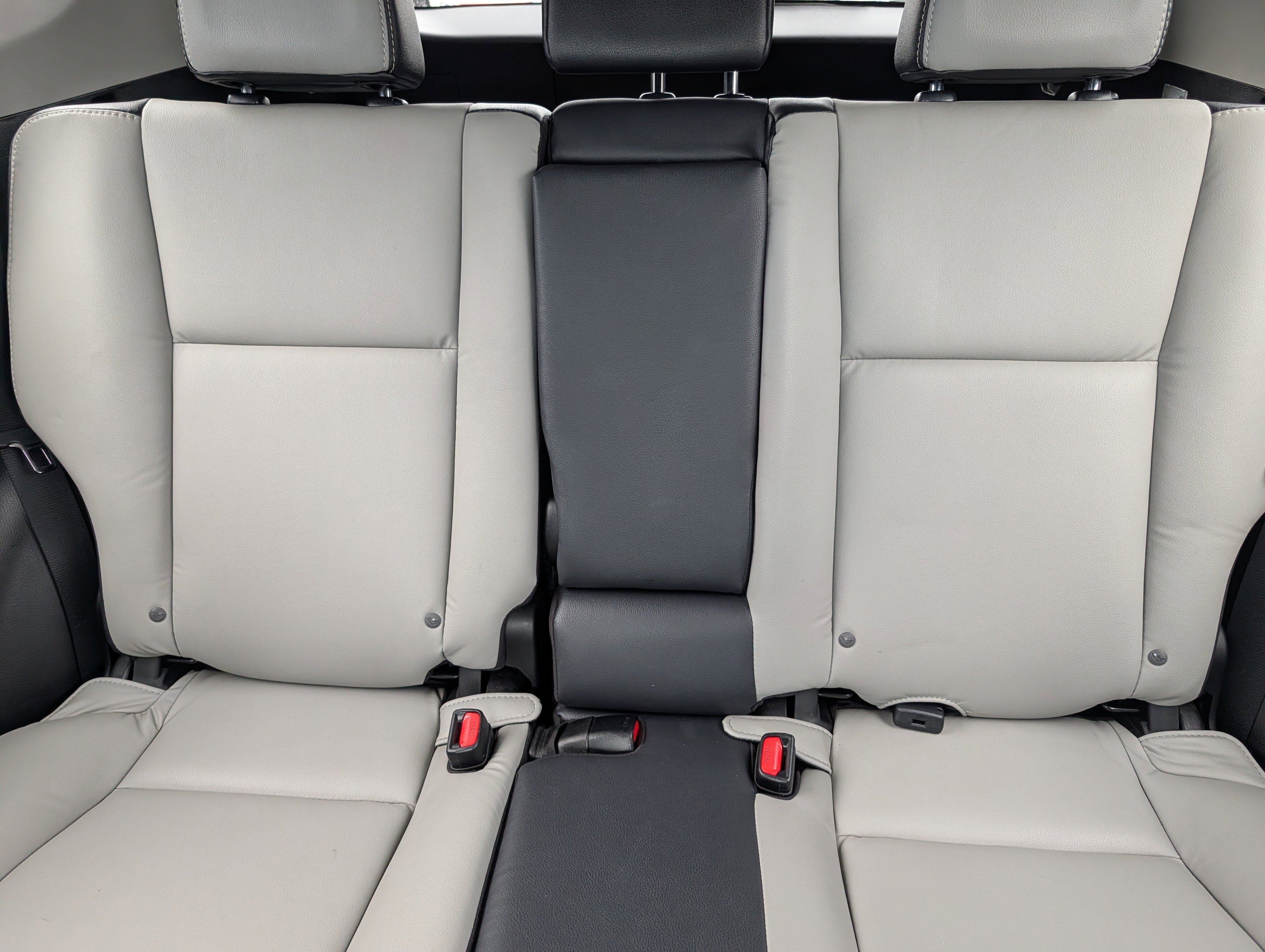 Used 2018 Magnetic Gray Metallic Toyota Limited image 13