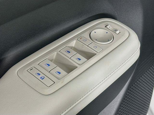New 2027  Hyundai SEL FWD image 29
