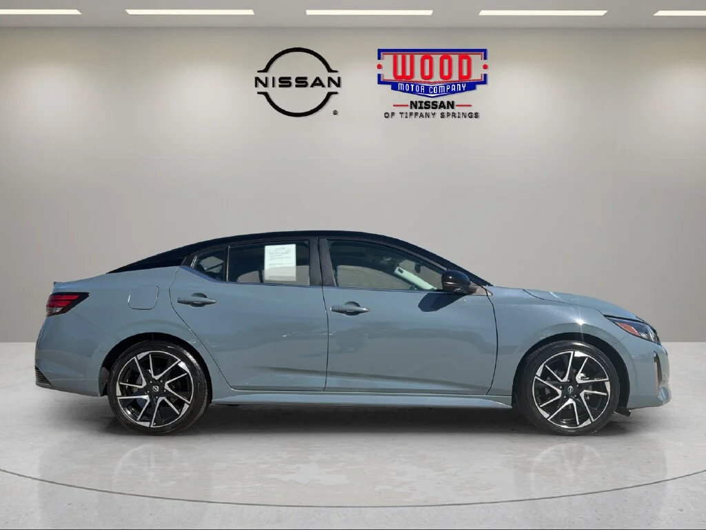 Used 2024 Atlantic Gray Metallic Super Black Nissan SR image 2