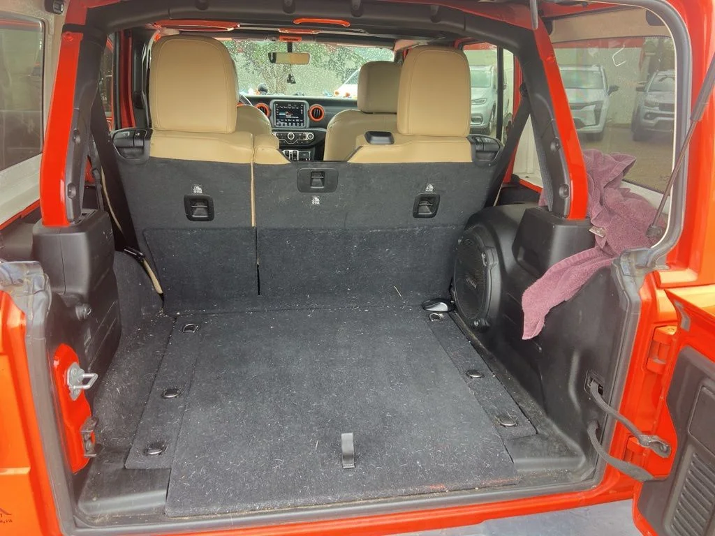 Used 2019 Orange Jeep Unlimited Sahara image 31