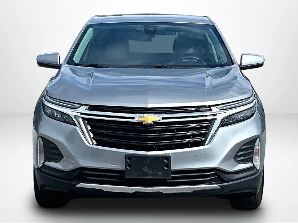 Used 2024 Gray Chevrolet LT image 4