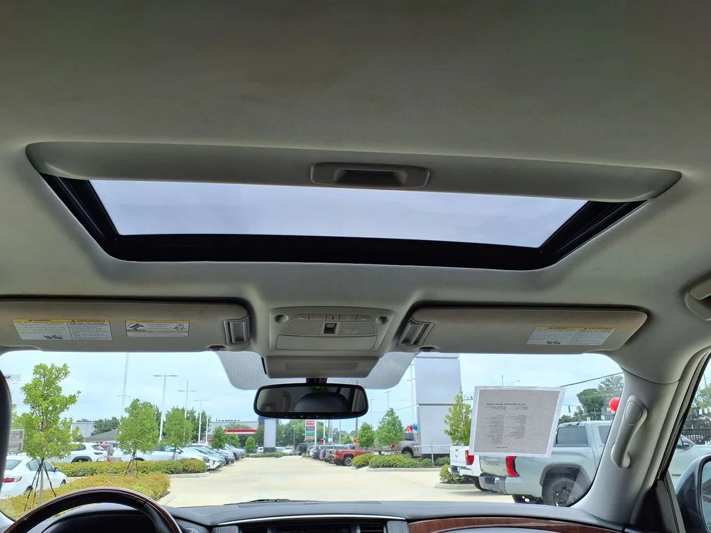 Used 2019 Black INFINITI LUXE image 30