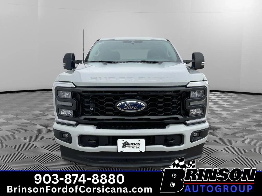 New 2026 Avalanche Ford XL image 2