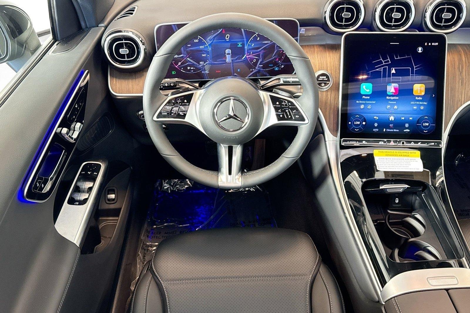 New 2026 Black Mercedes-Benz GLC 300 image 20