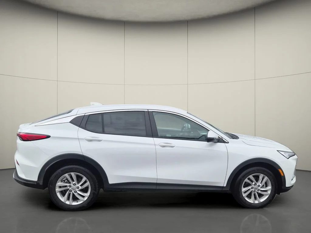 Used 2026 White Buick Preferred image 8