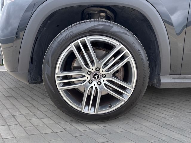 Used 2025  Mercedes-Benz GLS 450 image 9