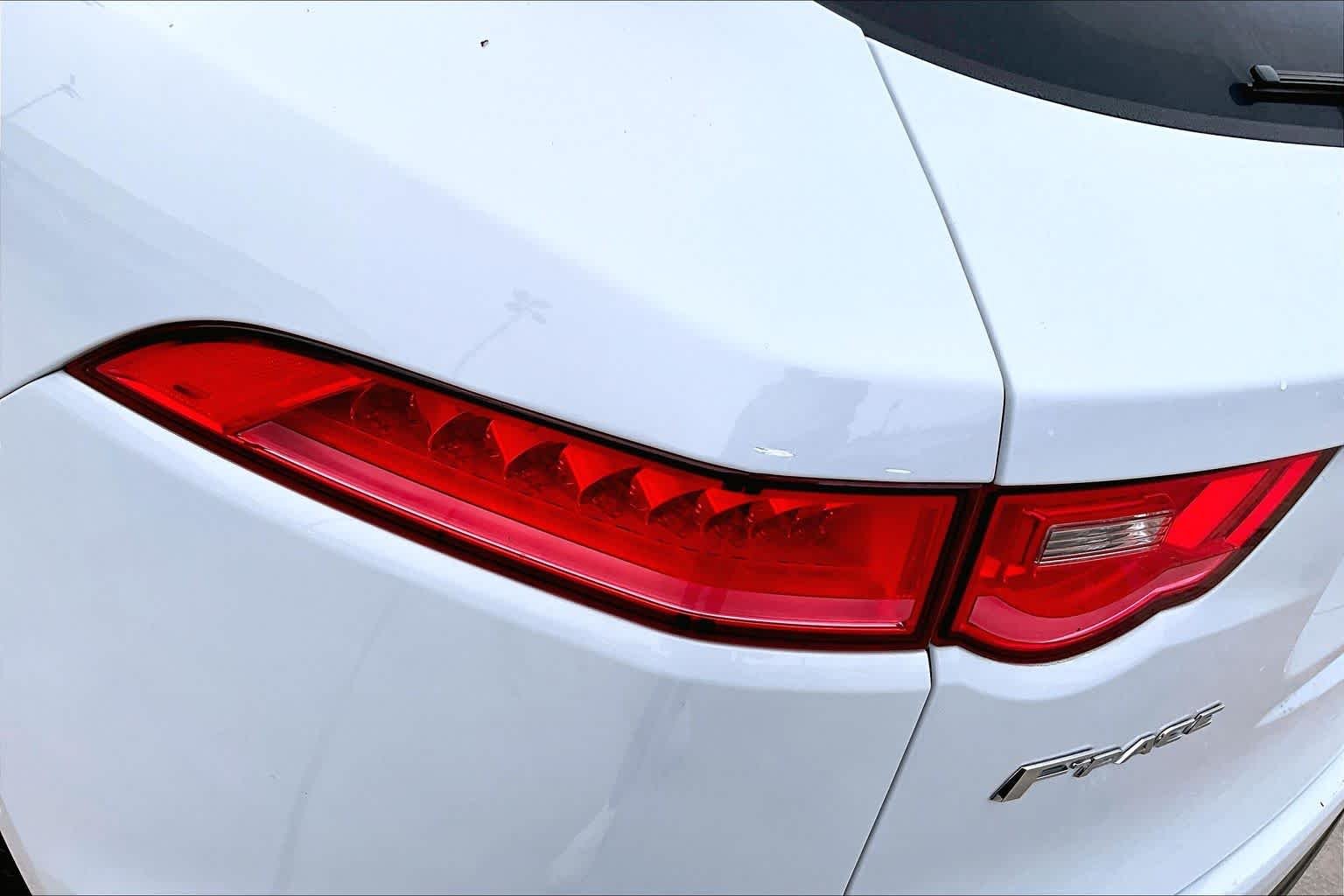 Used 2020 Yulong White Metallic Jaguar 25t Premium image 29
