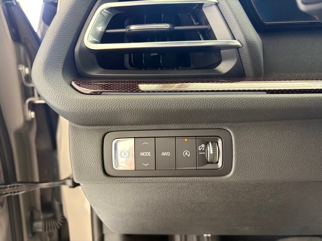 2026 Chevrolet Traverse Z71 - Photo 6