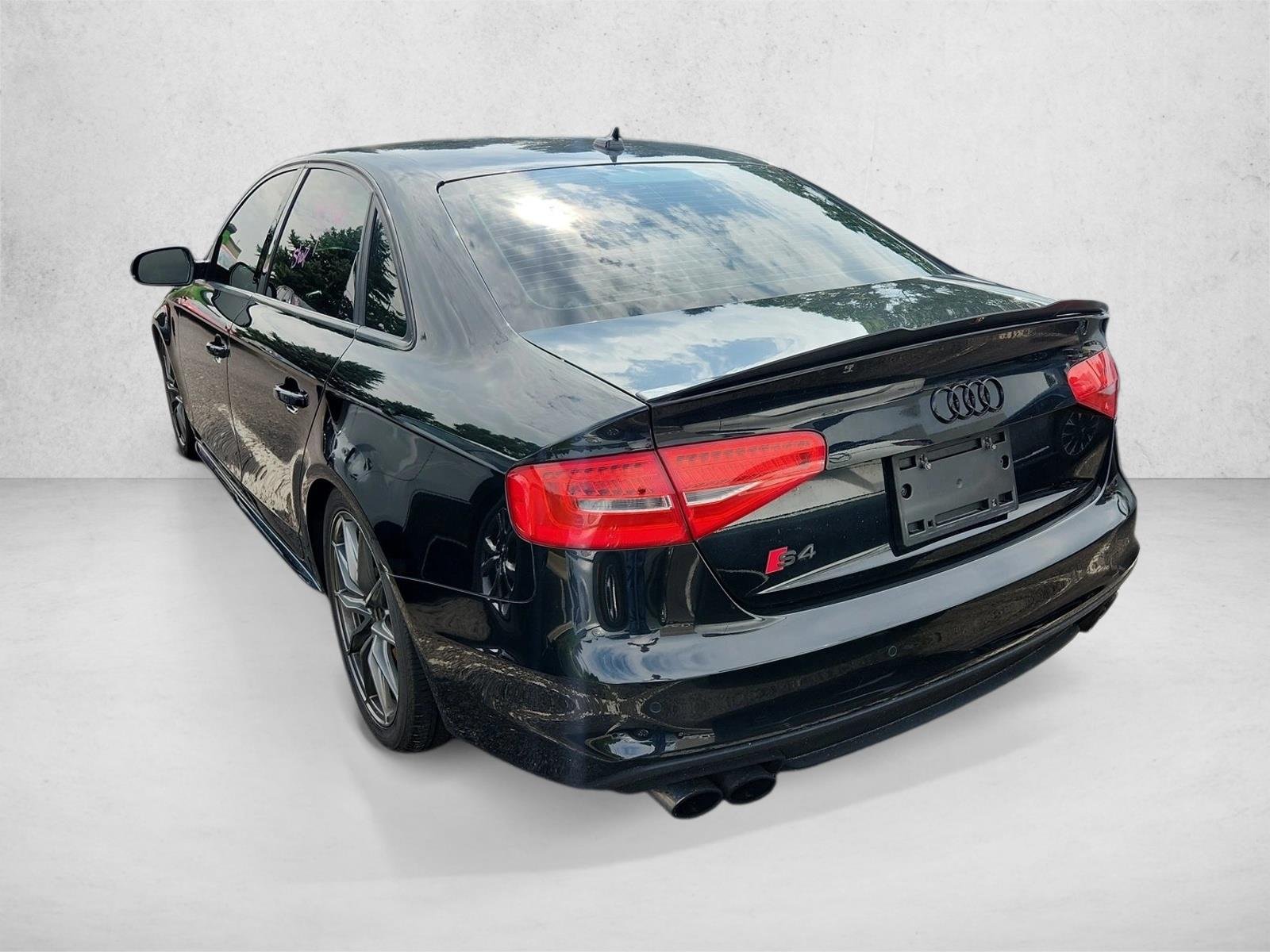 Used 2015 Brilliant Black Audi Premium Plus image 7