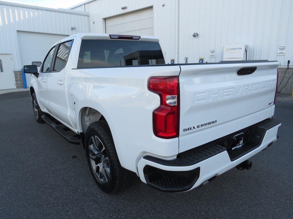 Used 2024 Summit White Chevrolet RST image 13