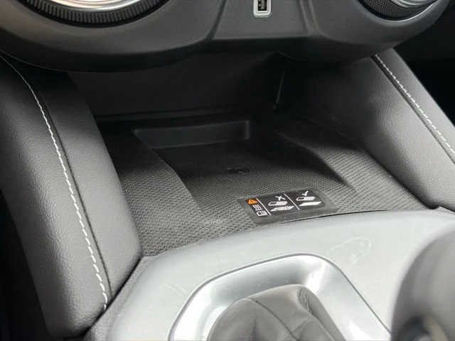 New 2026 Summit White Chevrolet 2LT image 31