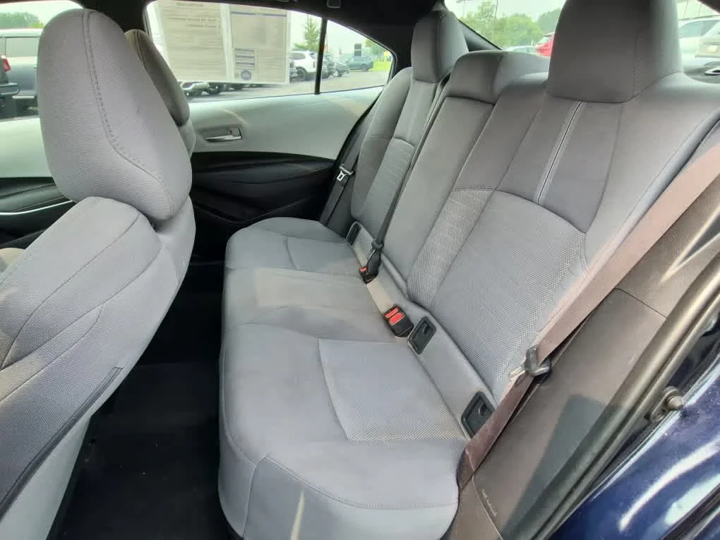 Certified Used 2023 Blueprint Toyota SE image 7
