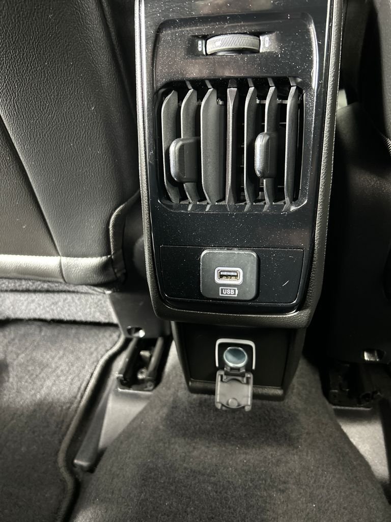 Used 2025 Silver Jeep Limited image 18