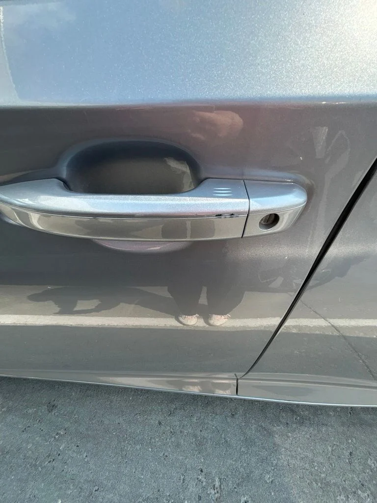 Used 2021 Lunar Silver Metallic Honda Base image 4