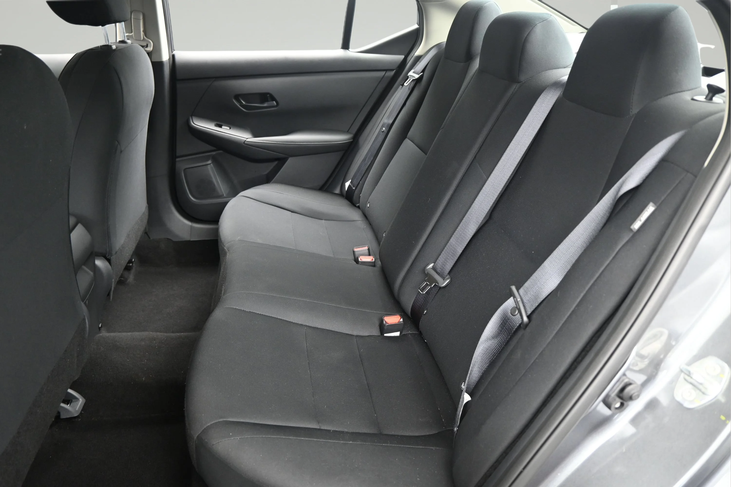 Certified Used 2025 Gun Metallic Nissan S image 11