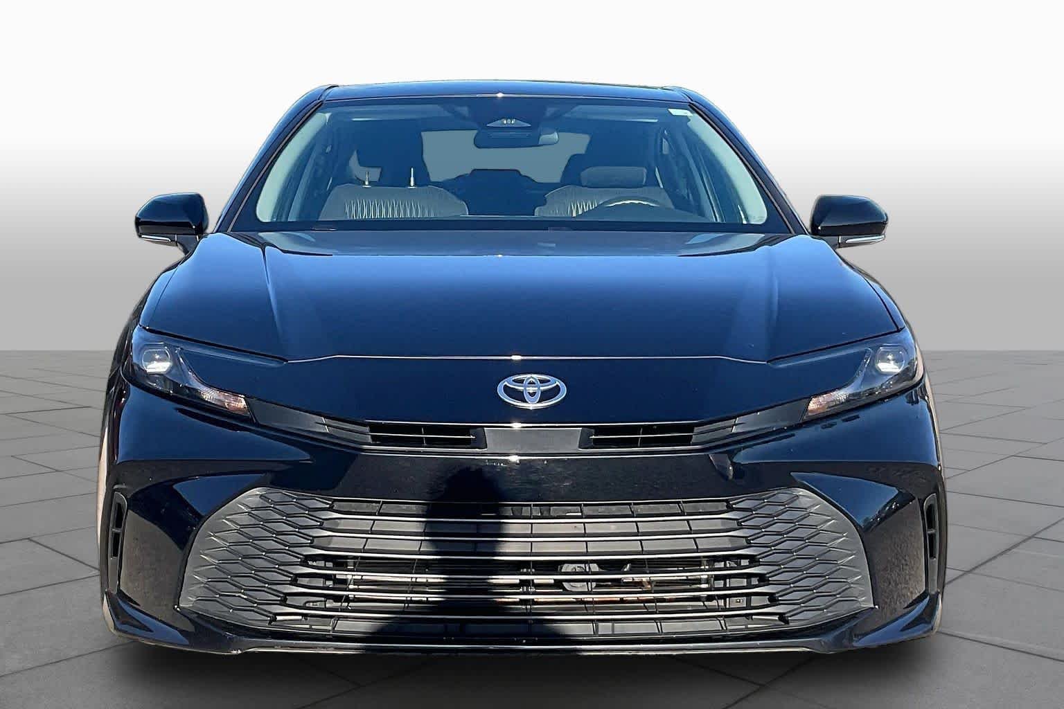 Used 2025 Midnight Black Metallic Toyota LE image 4