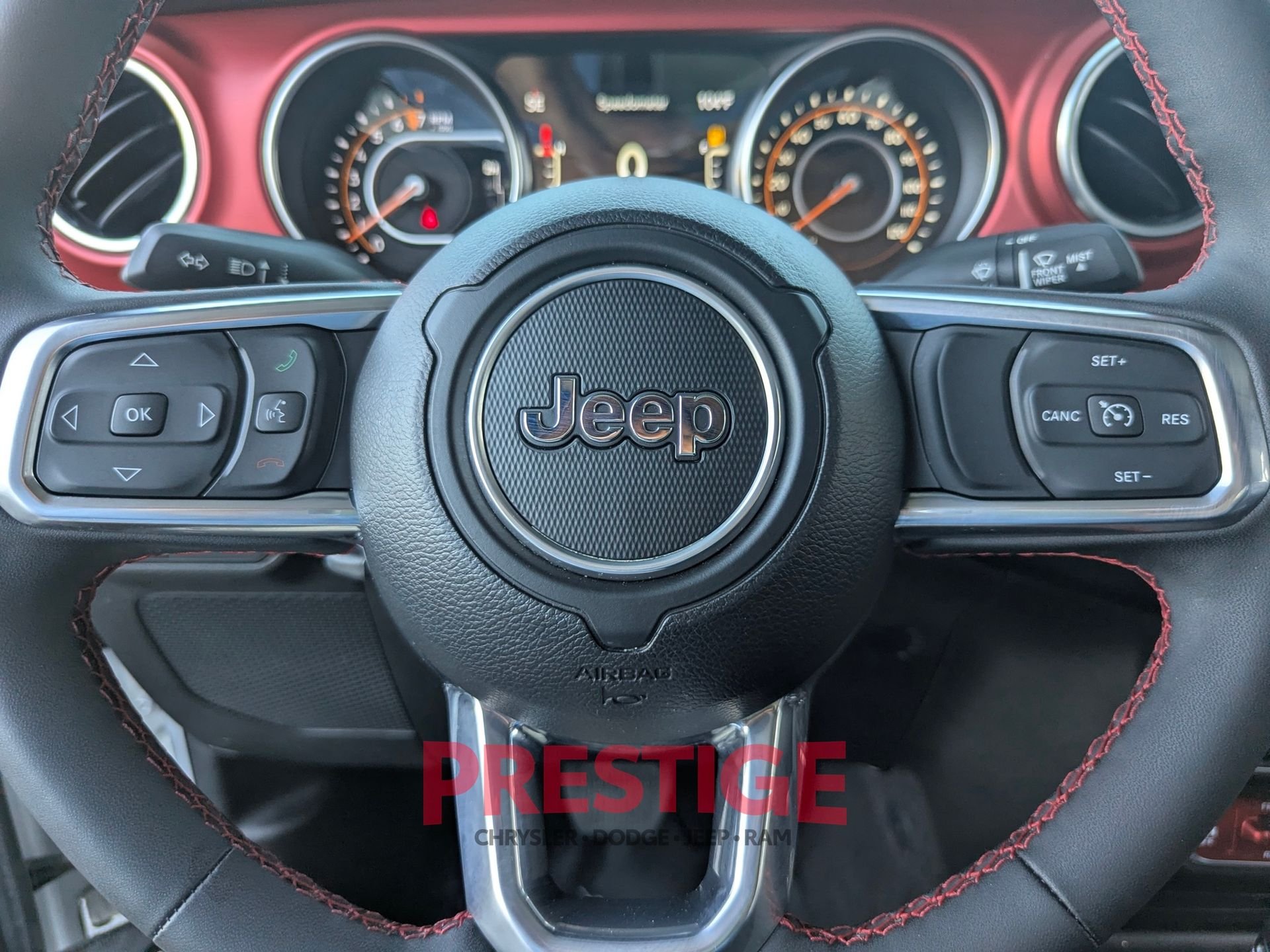 Used 2023 Silver Jeep Rubicon image 18