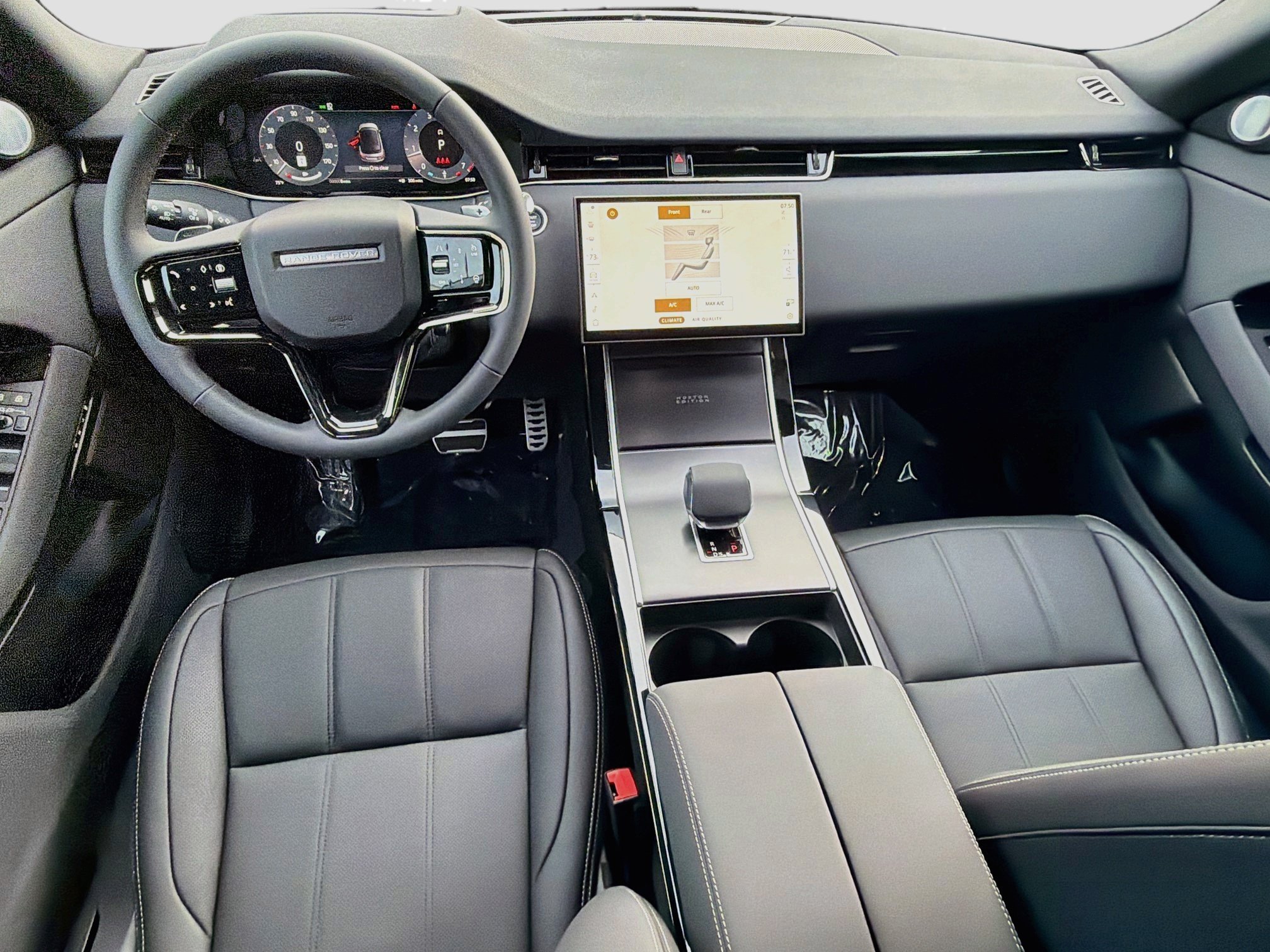 New 2026 Santorini Black LAND ROVER  image 15
