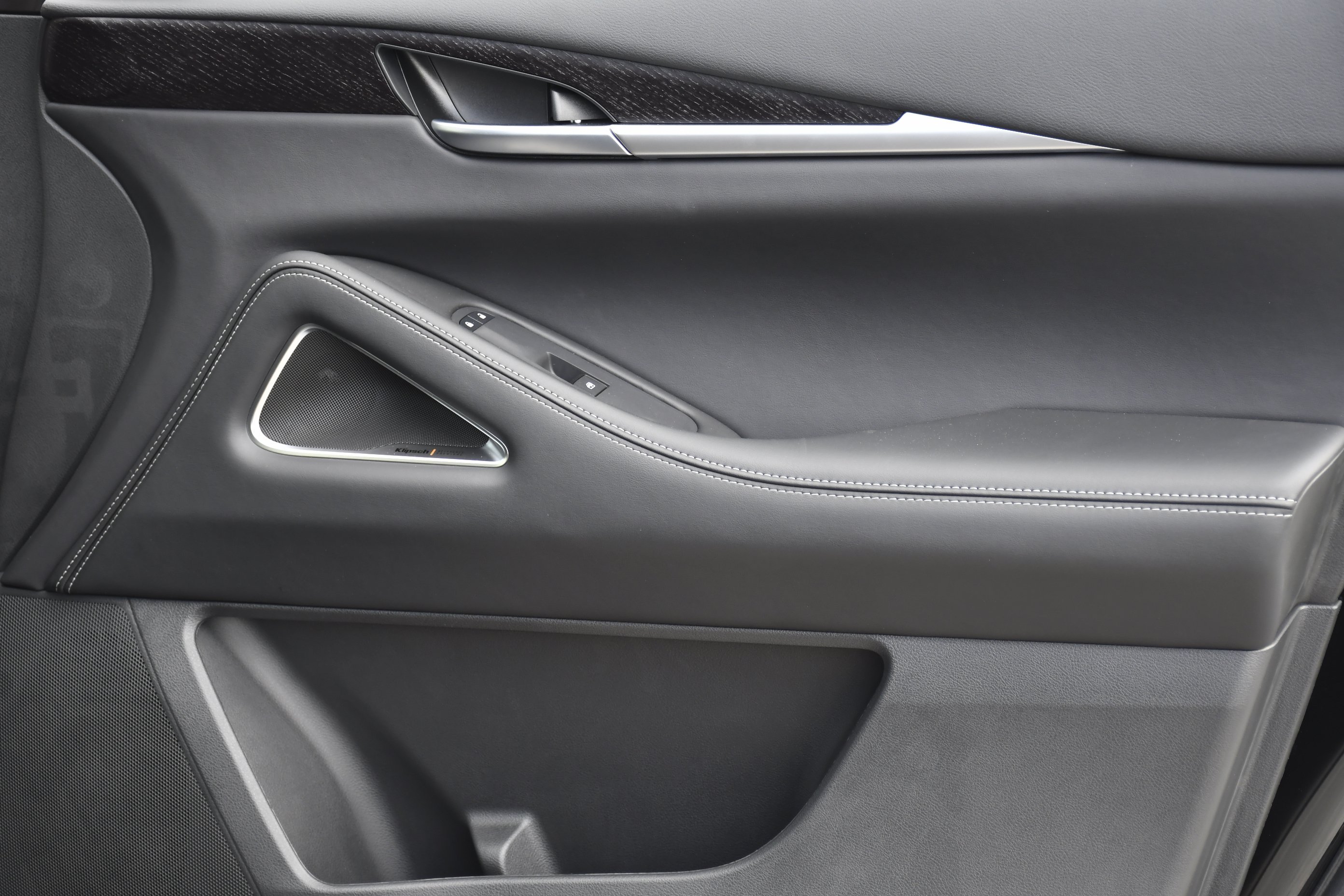 New 2027 GRAND BLUE INFINITI Autograph AWD image 33