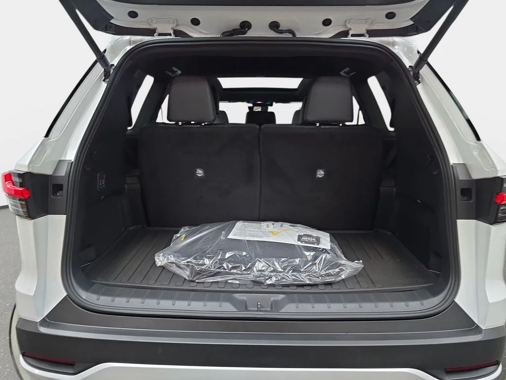 New 2026 Wind Chill Pearl Lexus PREMIUM AWD image 13
