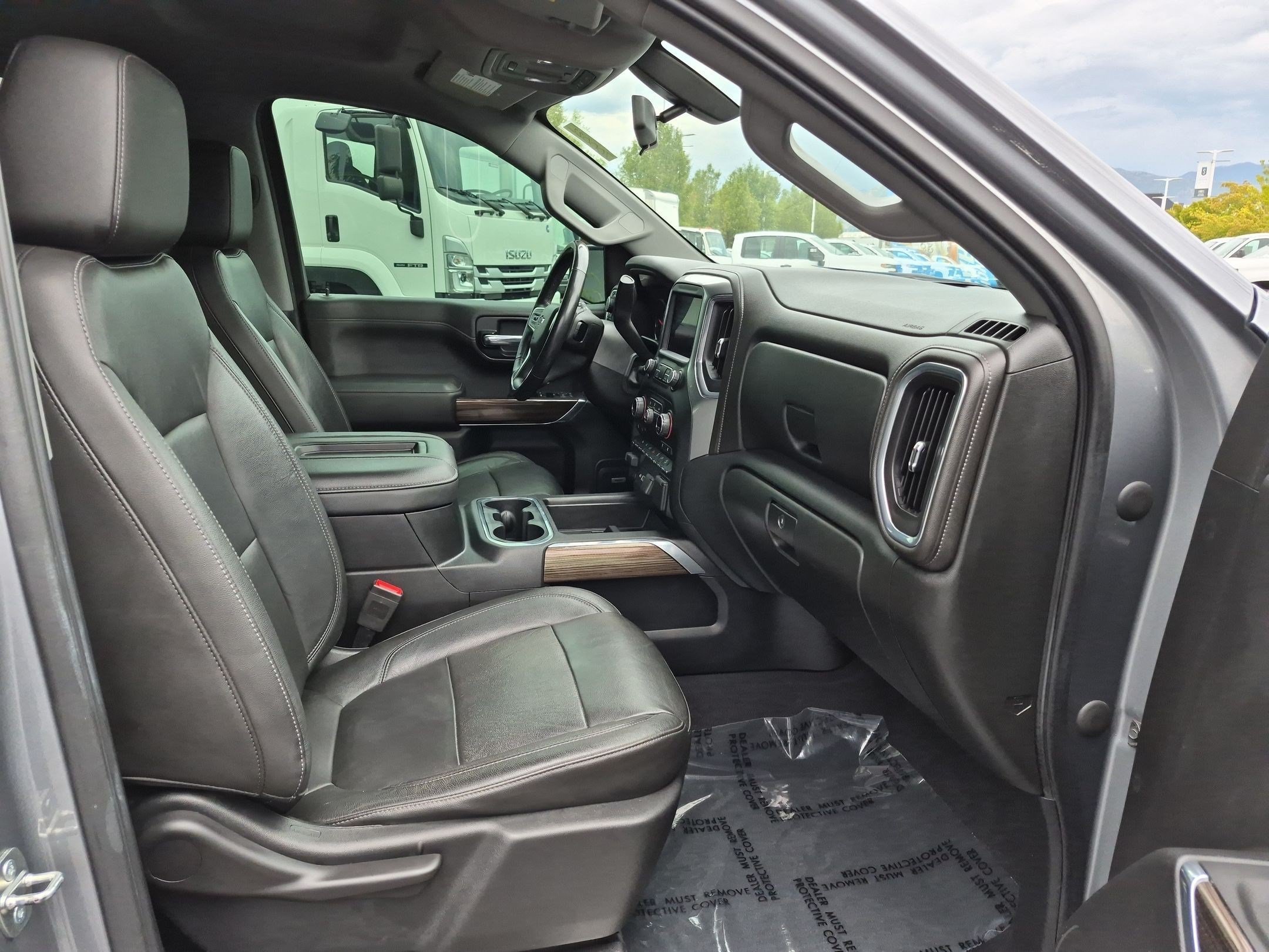 Used 2020 SATIN STEEL METALLIC Chevrolet LT Trail Boss image 29