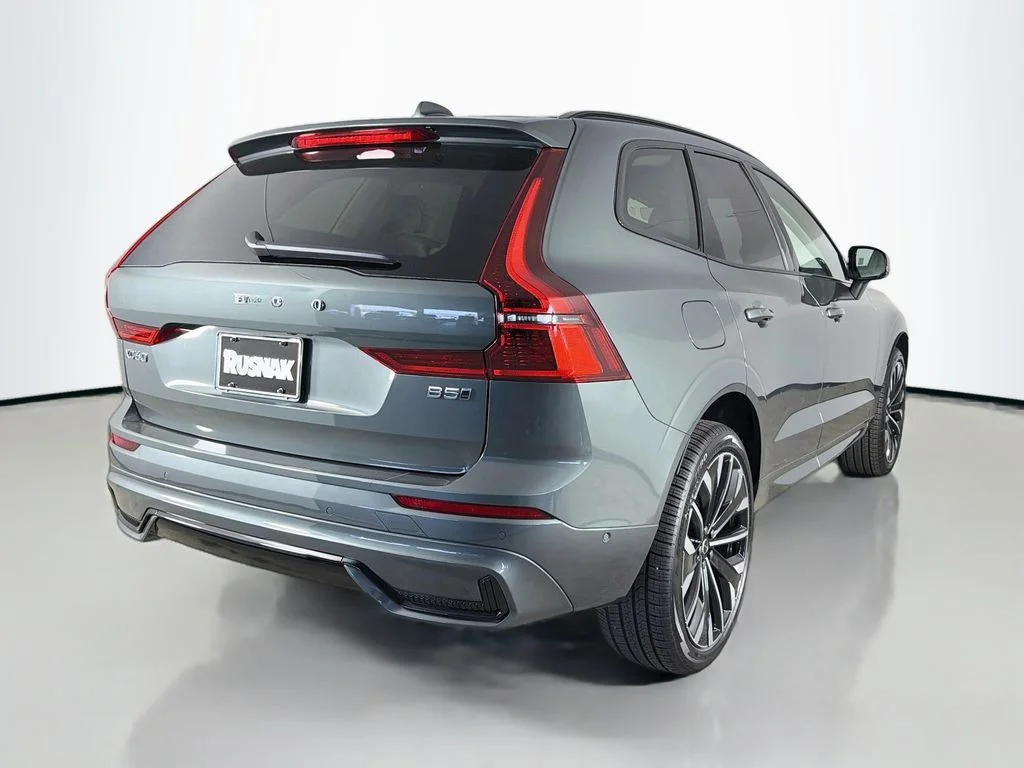 2026 Volvo XC60 Ultra - Photo 7