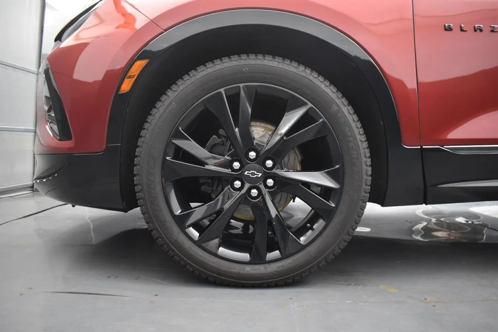 Used 2019 CAJUN RED TINTCOAT Chevrolet RS image 8