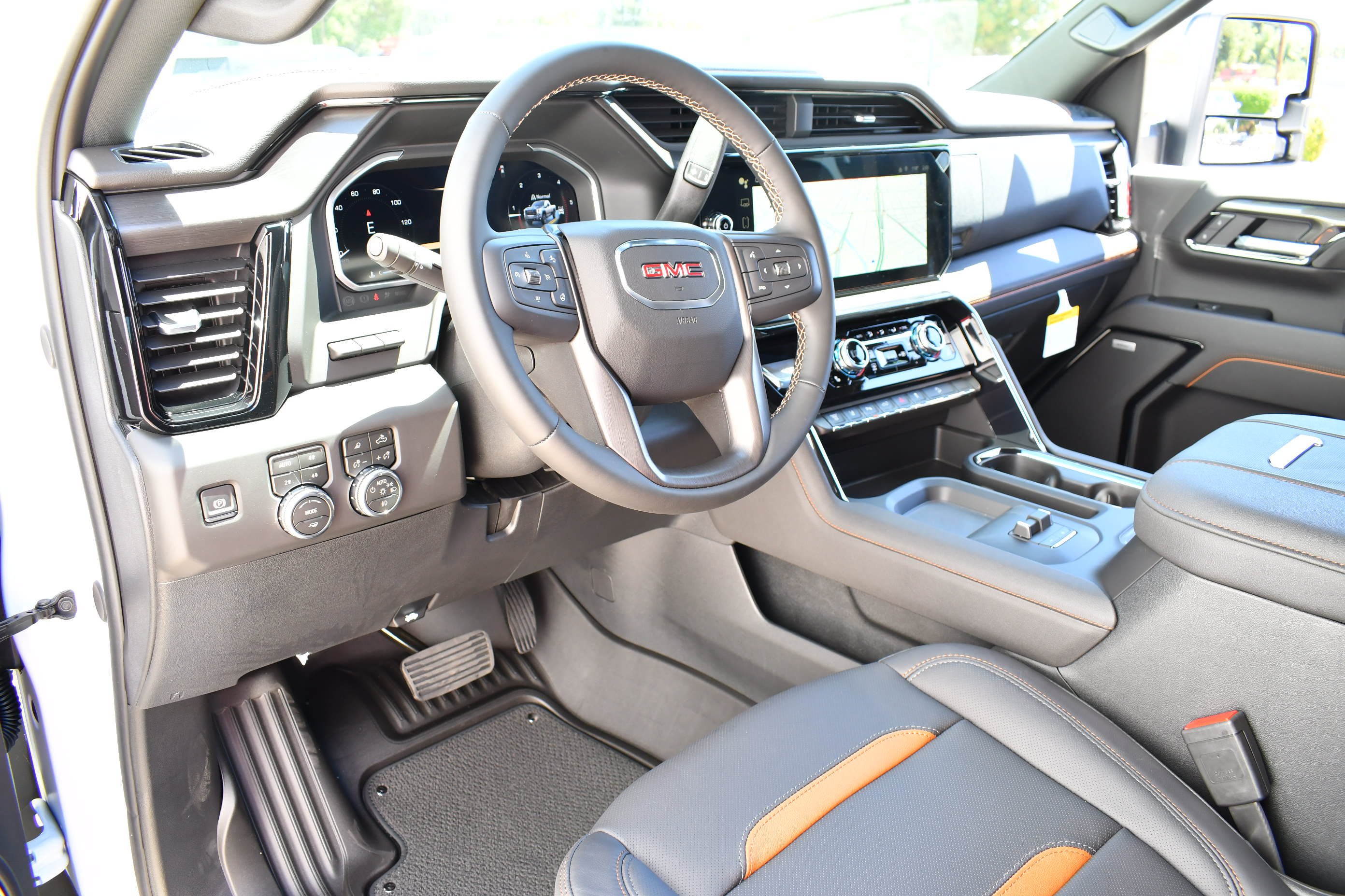 2026 GMC Sierra 2500HD AT4 - Photo 18