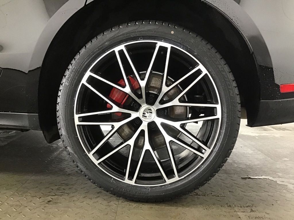 2024 Porsche Macan S - Photo 12