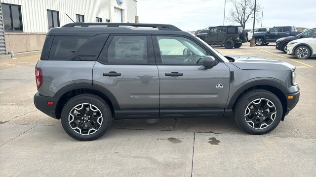 New 2026 Carbonized Gray Metallic Ford Outer Banks® image 42